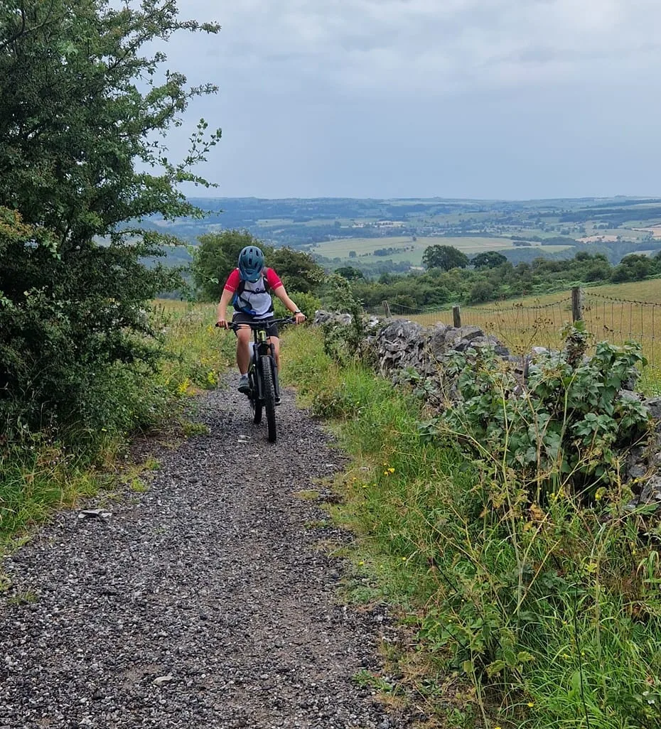 Fundraiser of the Month: Sam and Victoria ride from Chesterfield to LGI